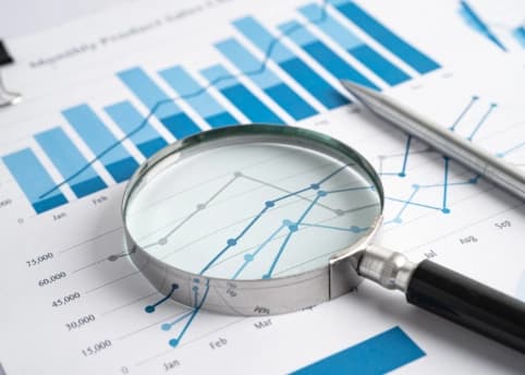 Unimos o que o mercado insiste em separar.